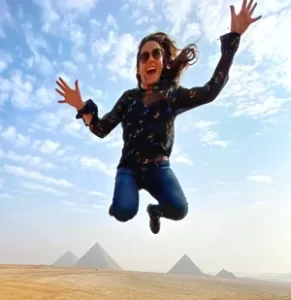 Ira Belle jumping over the pyramids of Giza where she has been activated and remember she was a high priestess in Atlantis and in Egypt. Her light language got activated in the Dashour pyramid during a meditation with her 3rd third eye